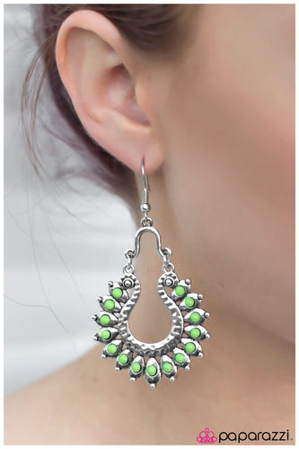 five-dollar-jewelry-the-old-west-green-earrings-paparazzi-accessories