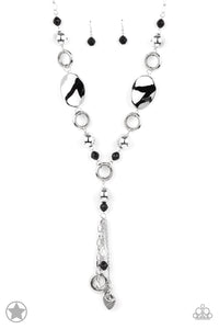 five-dollar-jewelry-moon-charm-with-silver-pearls-blockbuster-nec-paparazzi-accessories