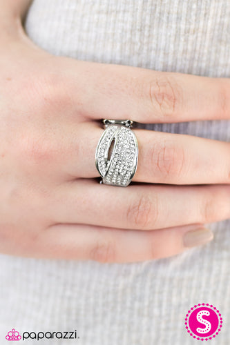 five-dollar-jewelry-love-at-first-spark-white-ring-paparazzi-accessories