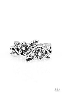 five-dollar-jewelry-stop-and-smell-the-flowers-silver-ring-paparazzi-accessories