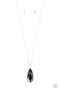 five-dollar-jewelry-watch-out-for-reign-silver-necklace-paparazzi-accessories