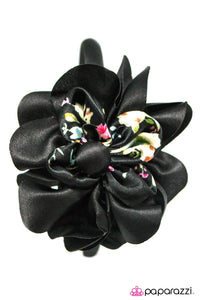Open Door Jewelry - Off To Neverland  - Paparazzi Accessories