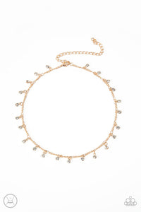 five-dollar-jewelry-bringing-sparkle-back-gold-necklace-paparazzi-accessories