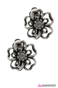 Open Door Jewelry - Best Buds Clip-On - Paparazzi Accessories