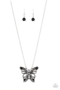 five-dollar-jewelry-badlands-butterfly-black-necklace-paparazzi-accessories