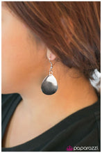 Load image into Gallery viewer, Open Door Jewelry - Luring Them In Necklace - Paparazzi Accessories

