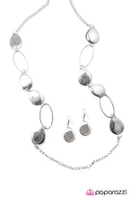 Load image into Gallery viewer, Open Door Jewelry - Luring Them In Necklace - Paparazzi Accessories
