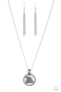 five-dollar-jewelry-the-kind-side-silver-necklace-paparazzi-accessories