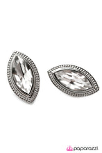 Load image into Gallery viewer, Open Door Jewelry - Im A Flirt Post Earrings - Paparazzi Accessories
