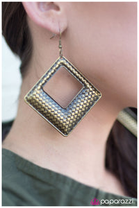 five-dollar-jewelry-down-under-brass-earrings-paparazzi-accessories