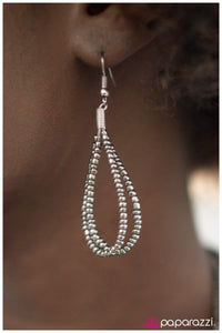 Open Door Jewelry - Standing Ovation - Silver Necklace - Paparazzi Accessories
