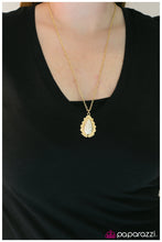 Load image into Gallery viewer, five-dollar-jewelry-a-regal-affair-gold-necklace-paparazzi-accessories
