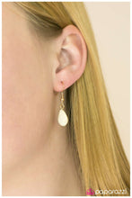 Load image into Gallery viewer, Open Door Jewelry - A Regal Affair - Gold Necklace - Paparazzi Accessories
