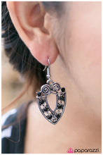 Load image into Gallery viewer, five-dollar-jewelry-call-a-spade-a-spade-paparazzi-accessories
