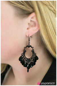 five-dollar-jewelry-drop-it-black-paparazzi-accessories