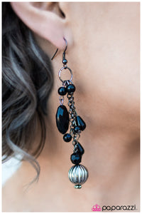 five-dollar-jewelry-suddenly-splendid-black-earrings-paparazzi-accessories