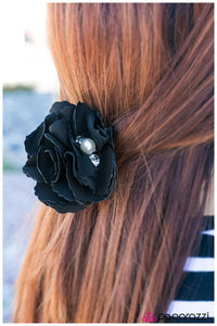 five-dollar-jewelry-compare-and-contrast-black-hair clip-paparazzi-accessories