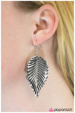 Load image into Gallery viewer, Open Door Jewelry - I Cant BeLEAF My Eyes Necklace - Paparazzi Accessories
