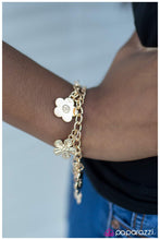 Load image into Gallery viewer, five-dollar-jewelry-flower-delivery-paparazzi-accessories
