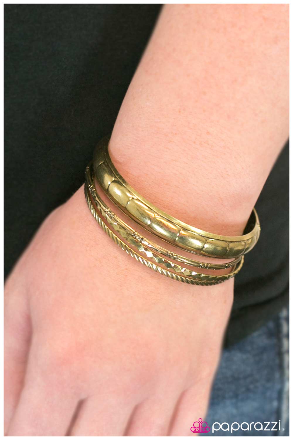 five-dollar-jewelry-what-a-riot-paparazzi-accessories