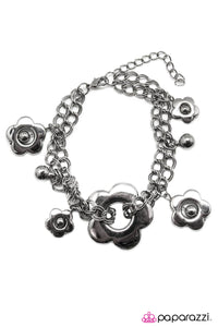 Open Door Jewelry - Dance of the Daisies Bracelet - Paparazzi Accessories