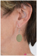 Load image into Gallery viewer, Open Door Jewelry - Deep In The Woods - Green Necklace - Paparazzi Accessories
