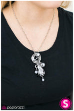 Load image into Gallery viewer, five-dollar-jewelry-all-in-good-cheer-silver-necklace-paparazzi-accessories
