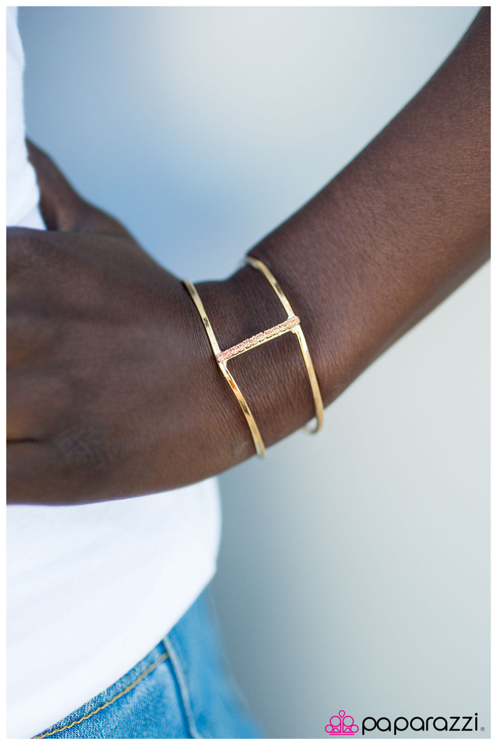 five-dollar-jewelry-outshining-the-competition-gold-bracelet-paparazzi-accessories