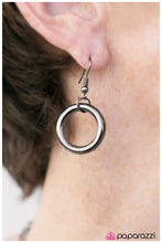 Load image into Gallery viewer, Open Door Jewelry - Totally In Tune Necklace - Paparazzi Accessories
