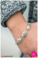 Load image into Gallery viewer, Open Door Jewelry - Glimpses of Malibu - Complete Trend Blend  - Paparazzi Accessories
